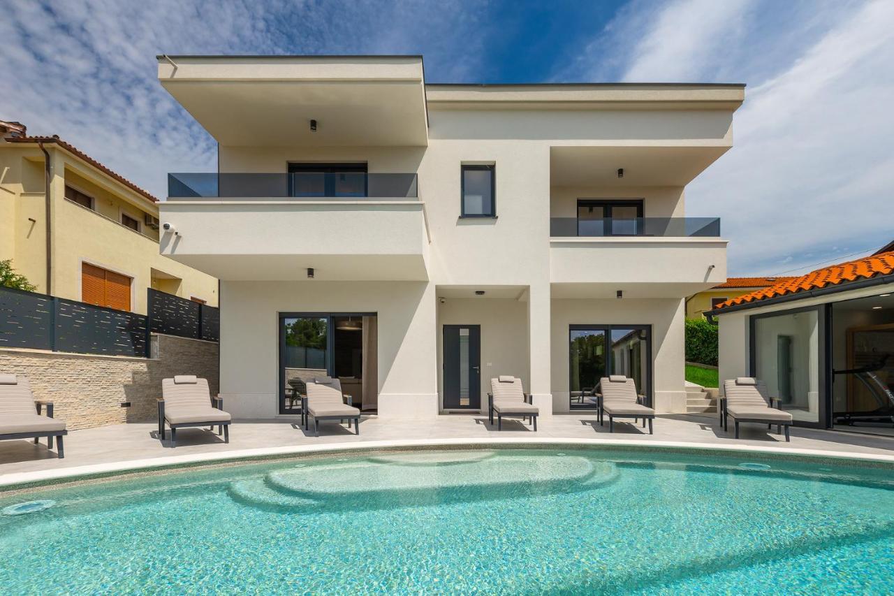Villa Cascada Muntić Exteriér fotografie